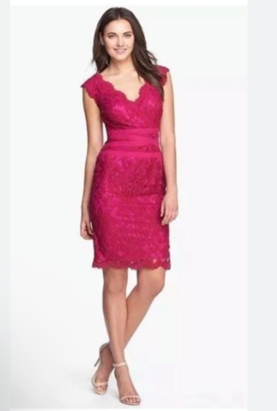 Tadashi Shoji Fuchsia Lace Cocktail Sheath V neck Dress Size 2 Wedding Guest